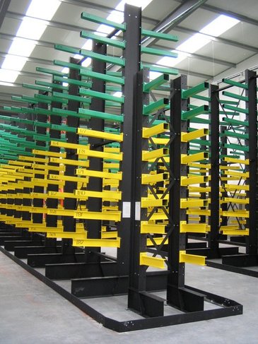 cantilever racking with guide rail